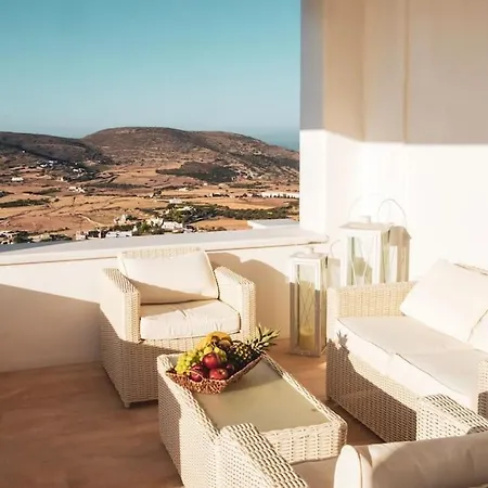 Mariza - Everything You Need Villa Marathion